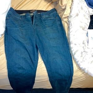 Bombshell Skinny Jeans 👖